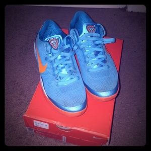 Kobe 8 size 6.5